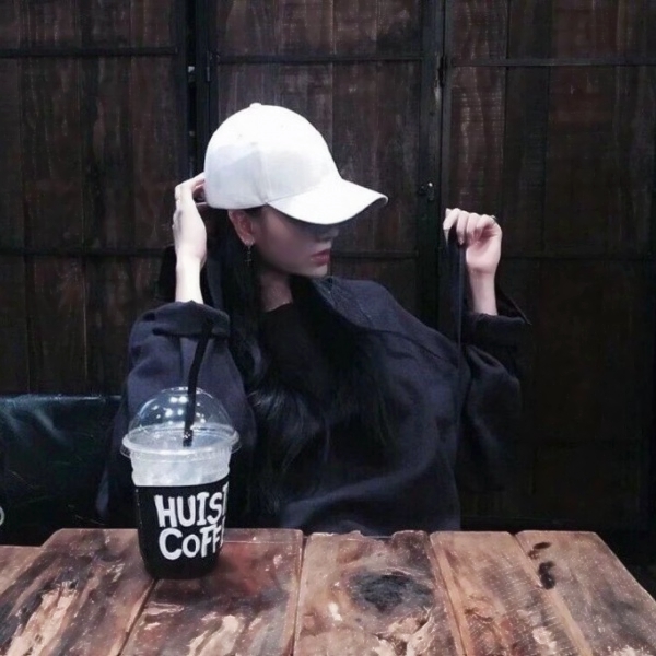 36张氛围感拉满的气质女生头像合集 唯美又有个性