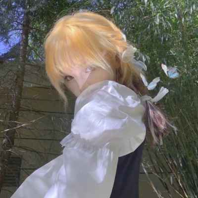 抖音超火女生头像合集 共16张