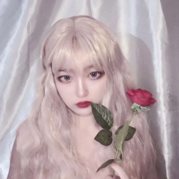 14张高清露脸御姐风闺蜜头像 好看又实用