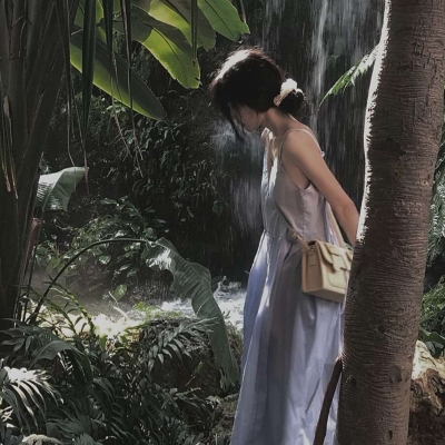 ins原宿风微丧女生真人头像 7张唯美图合集来了