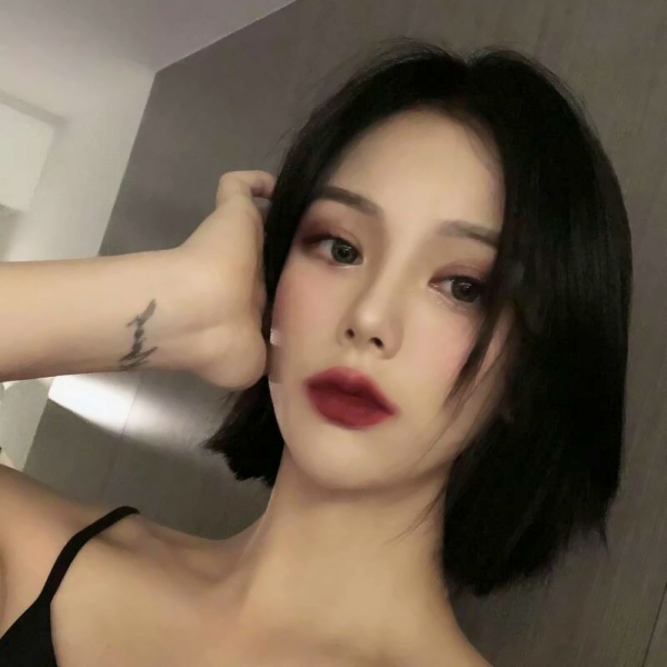 QQ女头像冷酷霸气超拽！12张高冷女生霸气头像合集