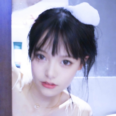 24张高清清纯款微商女头像 适合做微信头像的女生素材