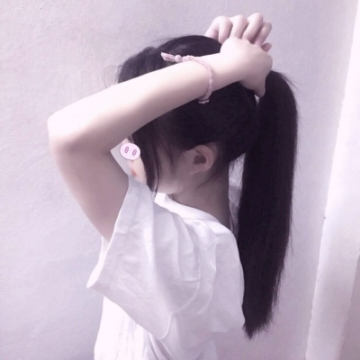 30张高清好看的女生真人头像分享