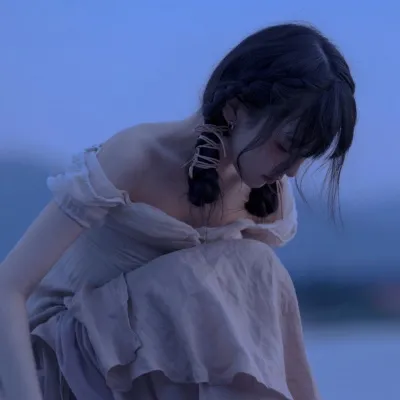 20张超仙意境蓝色系女生头像合集