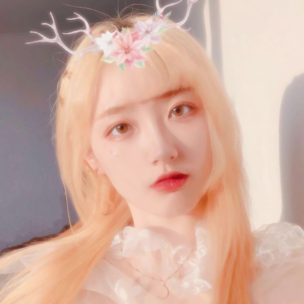 19张超高清酷酷染发女生个性头像 快存起来当头像