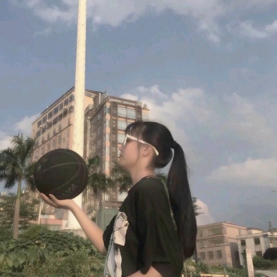 17张高清款！篮球女生QQ头像 清新唯美又有个性