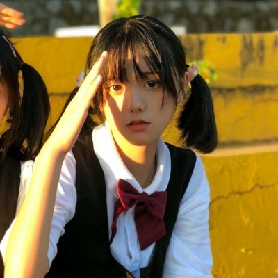 超火的清新真人女生头像合集 一共11张高清图