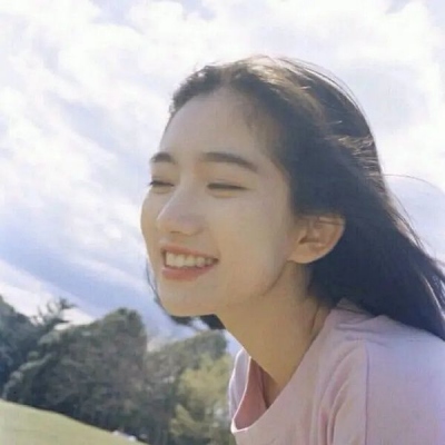 12张超清新温柔真人女生头像，氛围感拉满