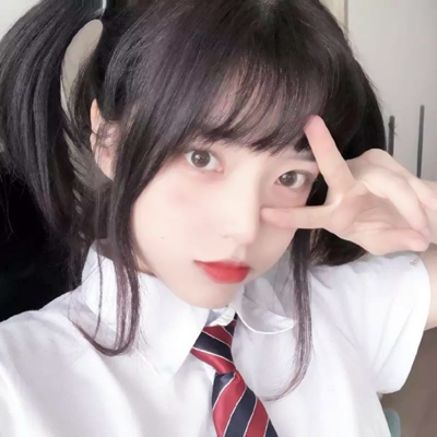 22张高清单人闺蜜头像 一人一张超好看