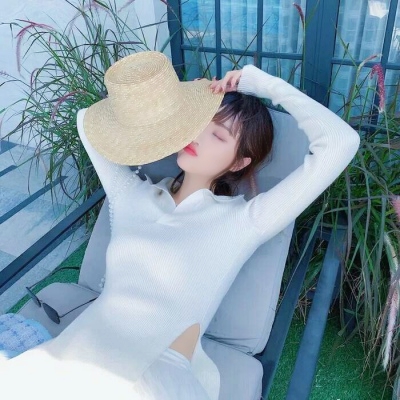 16张高清有气质戴帽女生头像 唯美氛围感拉满