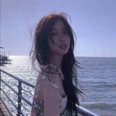 8张干净清爽的海边女生头像，颜值拉满超适合当头像