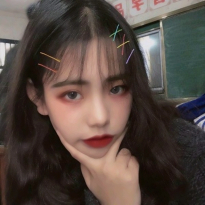 36张超有气质的女生微信头像合集