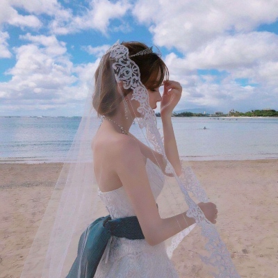 18张高清婚纱系女生头像 唯美精致氛围感拉满