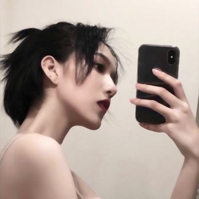 26张高清伤感高冷原宿风女生潮头像合集