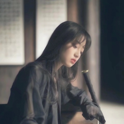 10张氛围感拉满！复古意境风女生QQ头像合集