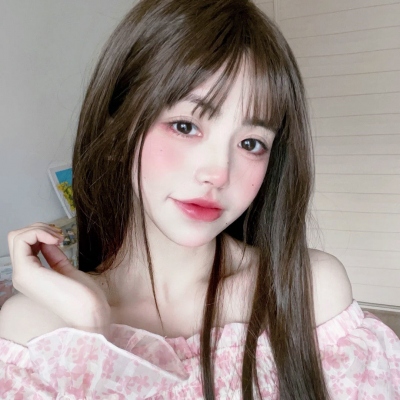 气质干净感拉满的女生头像合集，共16张