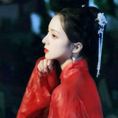 女生霸气冷艳古风头像来啦！36张高清真人款一次看够
