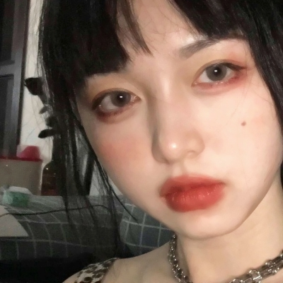 15张高清霸气女生头像网图 时尚网红款女生头像大图