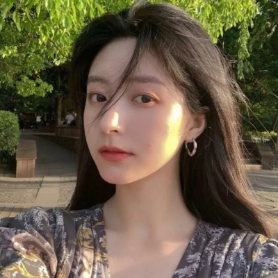 16张清新优雅的女生微信头像合集
