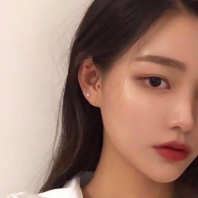 又酷又有个性！20张ing风格女生高清头像分享