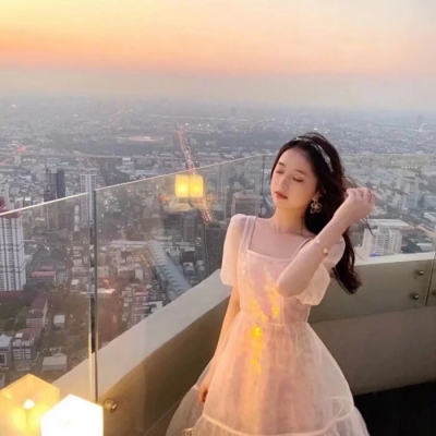 最新款真人高清QQ女生头像合集 共11张