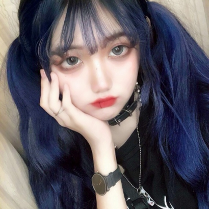 25张高清霸气染发女生头像合集 个性感拉满