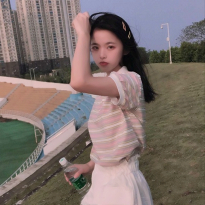 超火的QQ女生头像 高清无水印28张合集