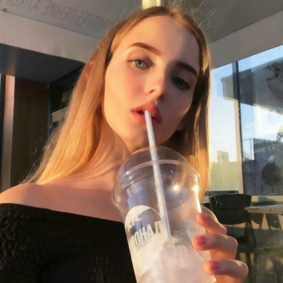 36张气质拉满！淡雅风欧美女生微信头像合集