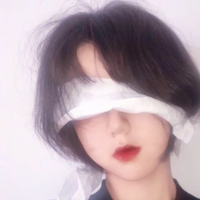 16张高清唯美女生头像合集整理