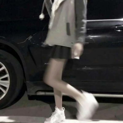 13张可爱女生真人部位高清头像