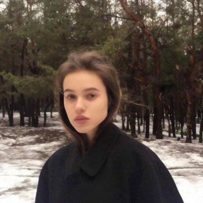 酷系女生头像来啦！32张高清个性酷酷的女生头像合集