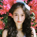 带花的氛围感女生微信头像 10张合集