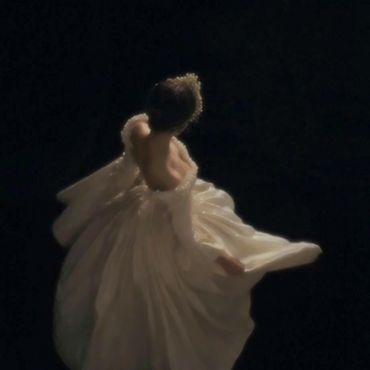 19张高清白色婚纱女生头像 氛围感拉满