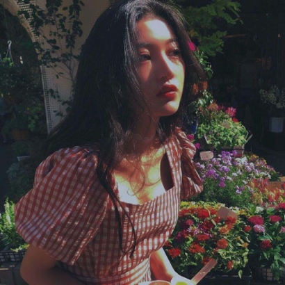 12张高清成熟伤感女生微信头像合集