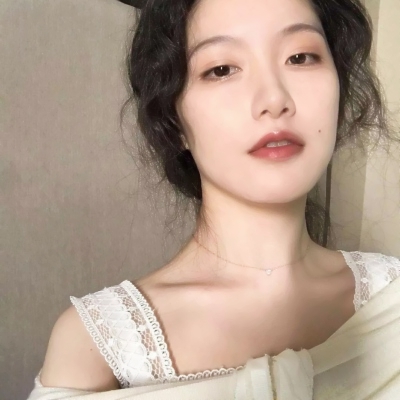 18张高清真人女生微信头像 质感拉满直接用