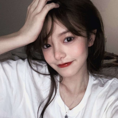 最火的女生俏皮可爱头像合集 20张高清图