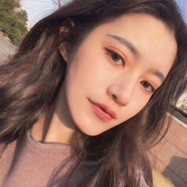 18张超高清女生素颜真人头像 氛围感直接拉满