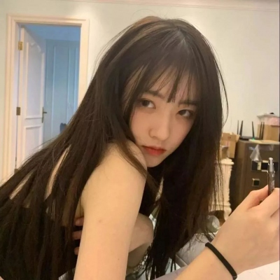 12张一眼惊艳的个性女生真人头像合集