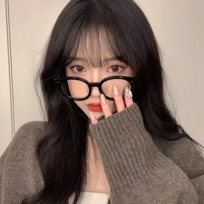 16张精致好看的真人女生头像，快存起来当头像