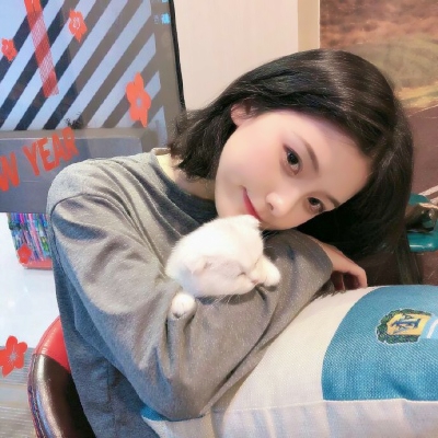 36张软萌女生真人头像 微信聊天氛围感拉满