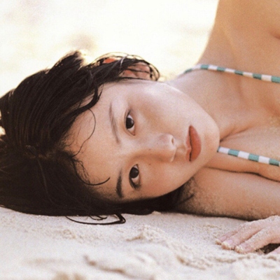 9张温柔感拉满的复古港风女生头像，快收藏！