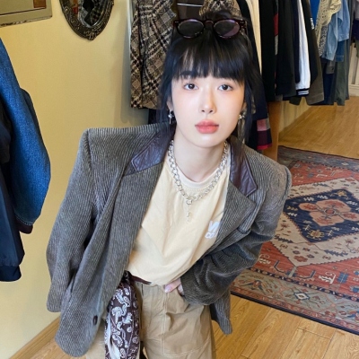 女生专用简单气质头像合集来啦，共13张优质图