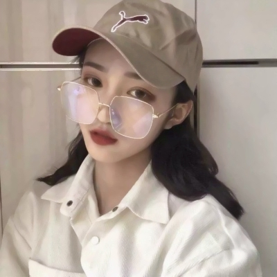 13张高清可爱气质女生头像 快来pick你的专属头像