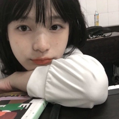 女生酷炫ins慵懒风头像合集来啦，共9张好看的图
