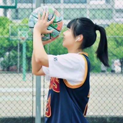 17张高清款！篮球女生QQ头像 清新唯美又有个性