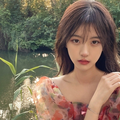 5月专属！6张现实长发真人少女头像合集