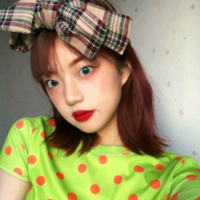 26张高清霸气御姐范头像 高冷女生头像合集