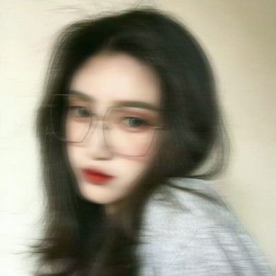 当下热门的模糊感女生头像！20张高清甜美可爱款合集