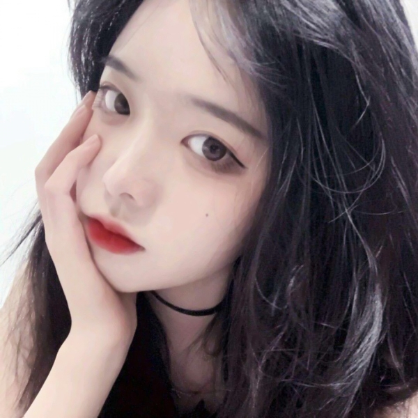 26张超清好看女生头像合集 漂亮女人照片头像素材