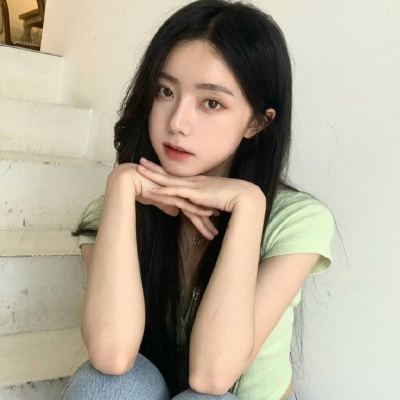 女生真人网红微信头像合集 共14张好看的款